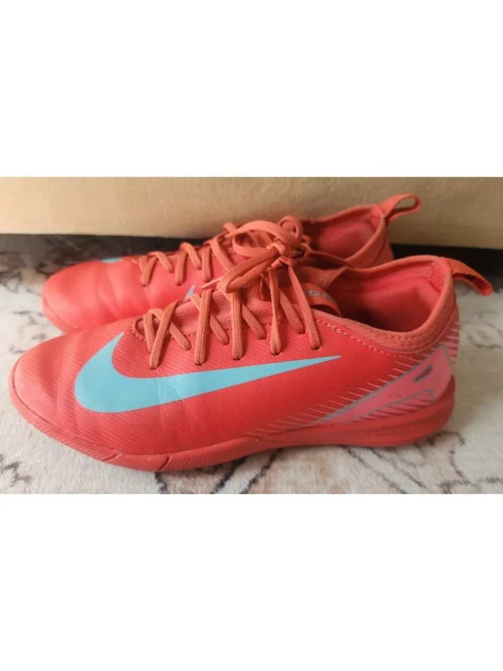 Nike Youth Sz. 4 Mercurial Vapor 16 Academy IC GS Soccer Shoes FQ8411-800